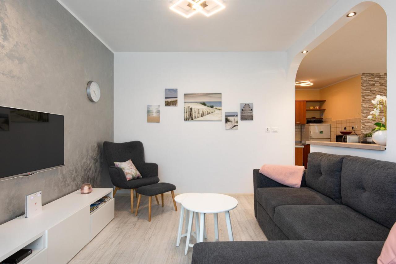 Apartment Blazi Нивице Экстерьер фото
