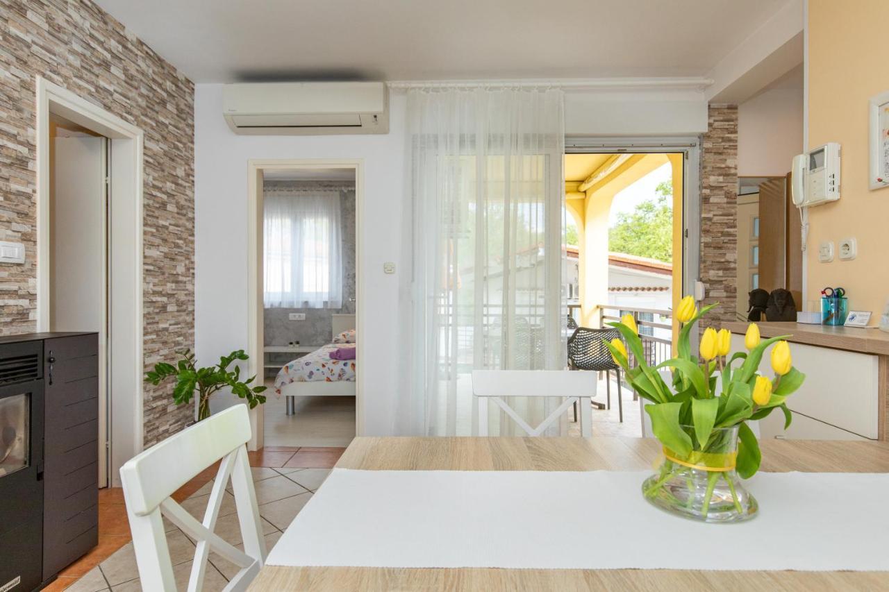 Apartment Blazi Нивице Экстерьер фото
